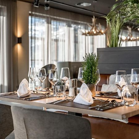 Alpenparks Hotel & Apartment Arlberg Warth Mit Pool Экстерьер фото
