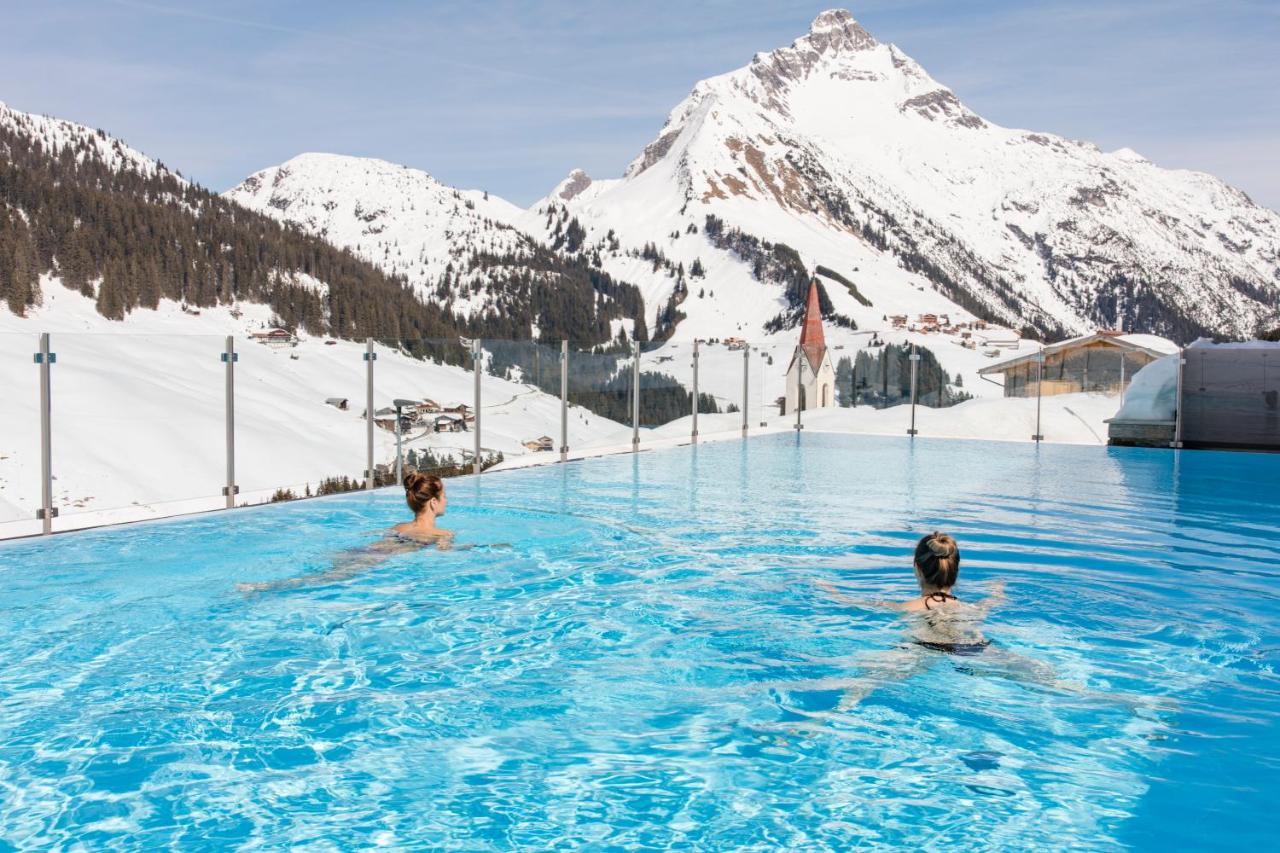 Alpenparks Hotel & Apartment Arlberg Warth Mit Pool Экстерьер фото