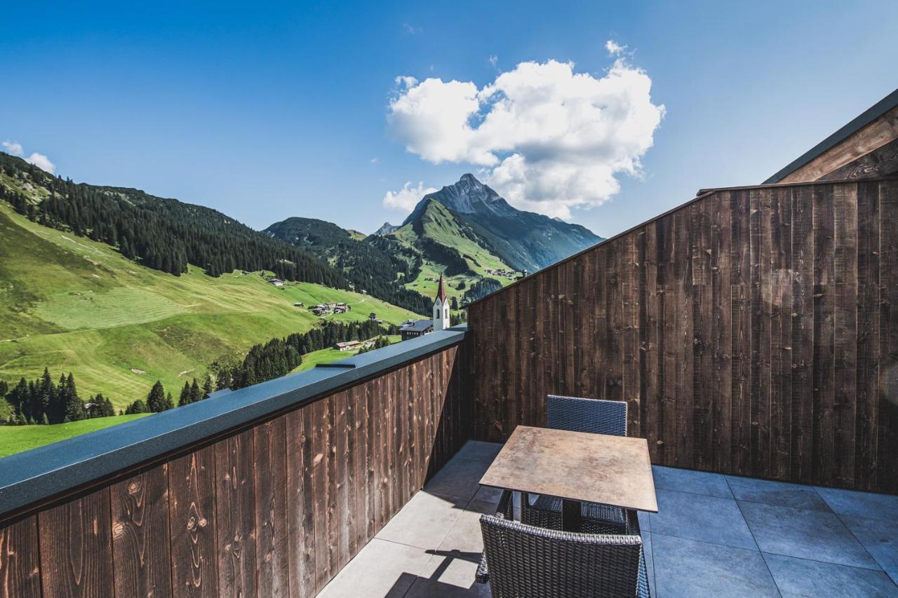 Alpenparks Hotel & Apartment Arlberg Warth Mit Pool Экстерьер фото