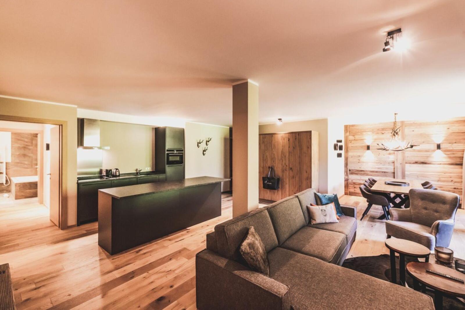 Alpenparks Hotel & Apartment Arlberg Warth Mit Pool Экстерьер фото