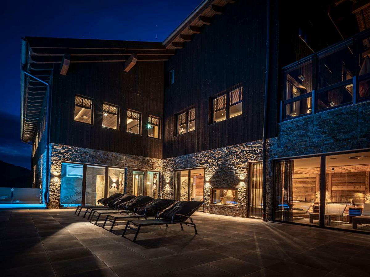 Alpenparks Hotel & Apartment Arlberg Warth Mit Pool Экстерьер фото